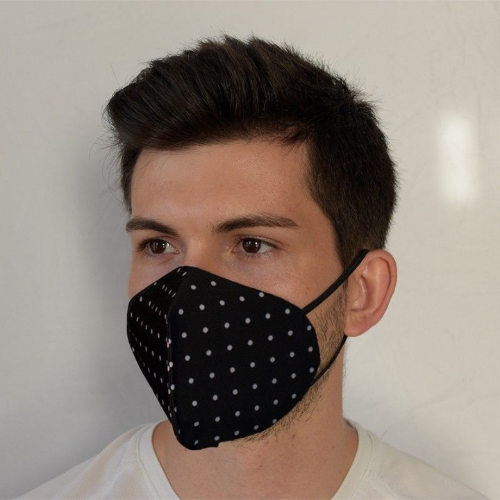 Mascarilla higiénica tipo FFP2 negra con lunares reutilizable y lavable | Newgrafponline